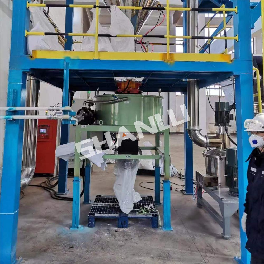 为陶瓷原料企业提供电磁干粉除铁器现场应用服务，保障除铁稳定、粉尘达标、时产15吨